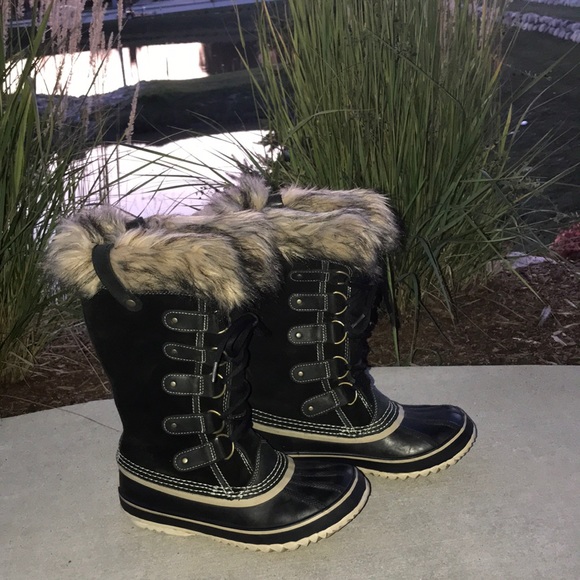 Sorel Shoes - 🍁🍂🖤Sorel Joan of Arctic Boots  7🖤🍂🍁